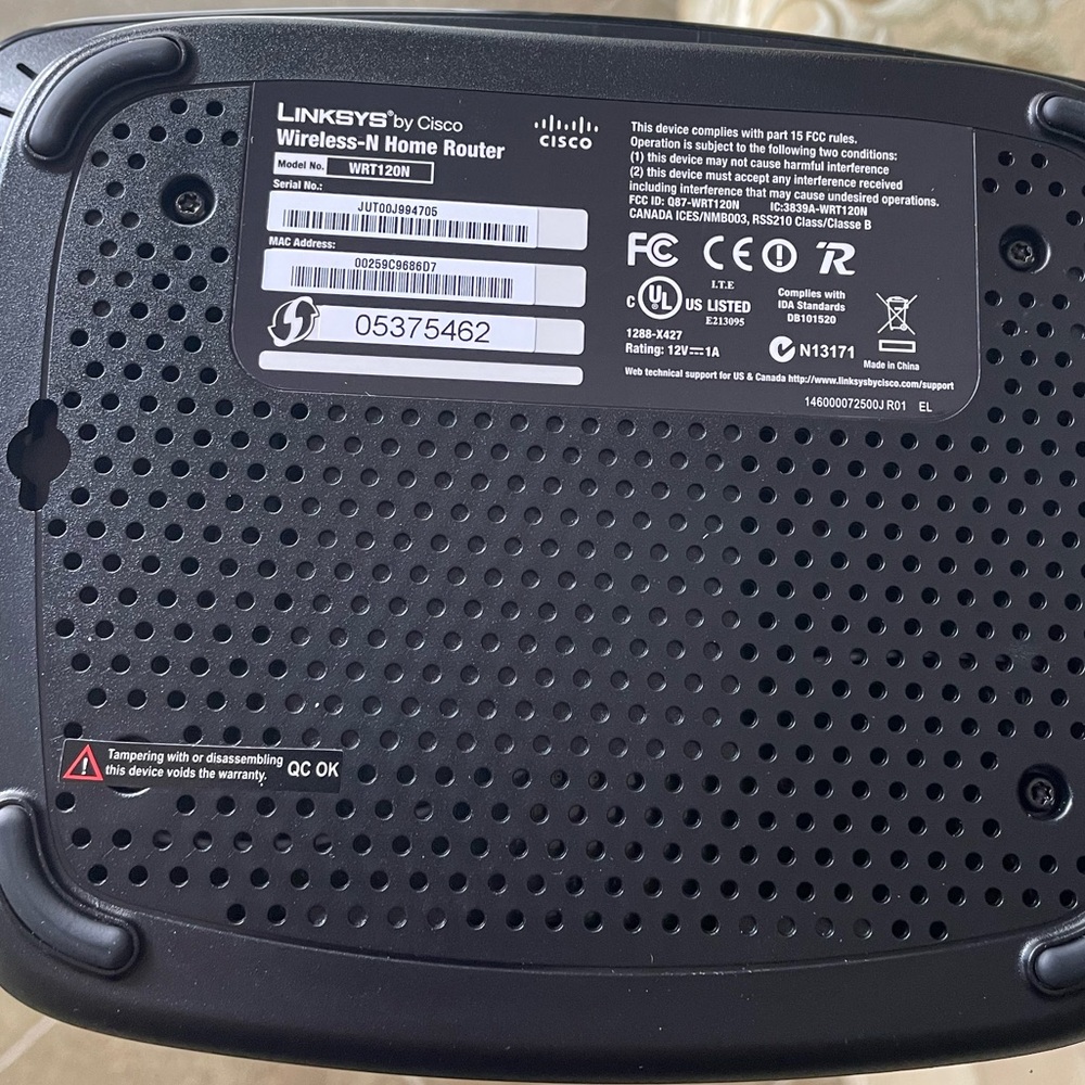Cisco Linksys Internet Router - Picture 2 of 4